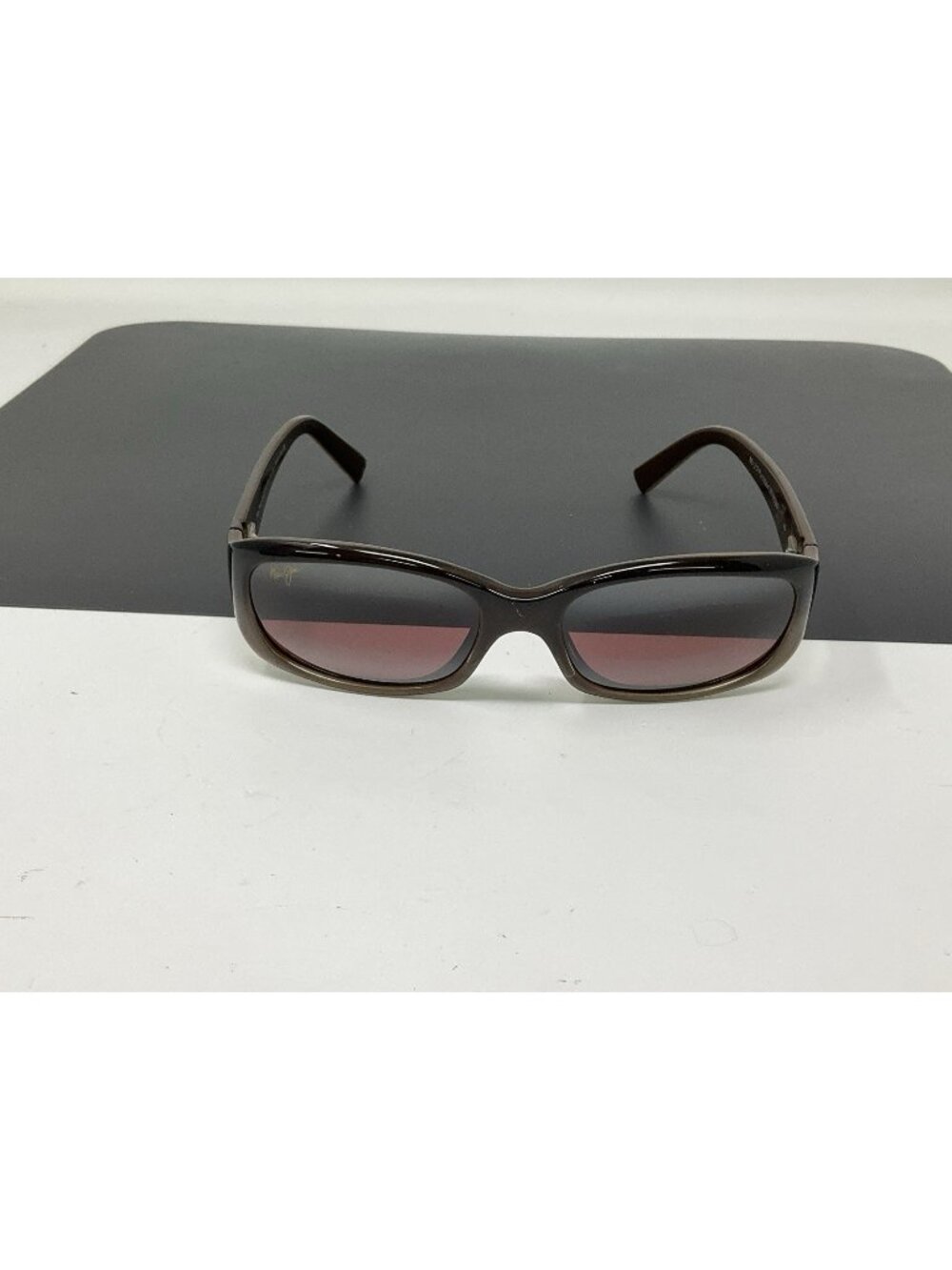 Maui Jim MJ 219-01 54[]17 Punchbowl Brown Sunglasses Good Lenses Worn Frame Nose